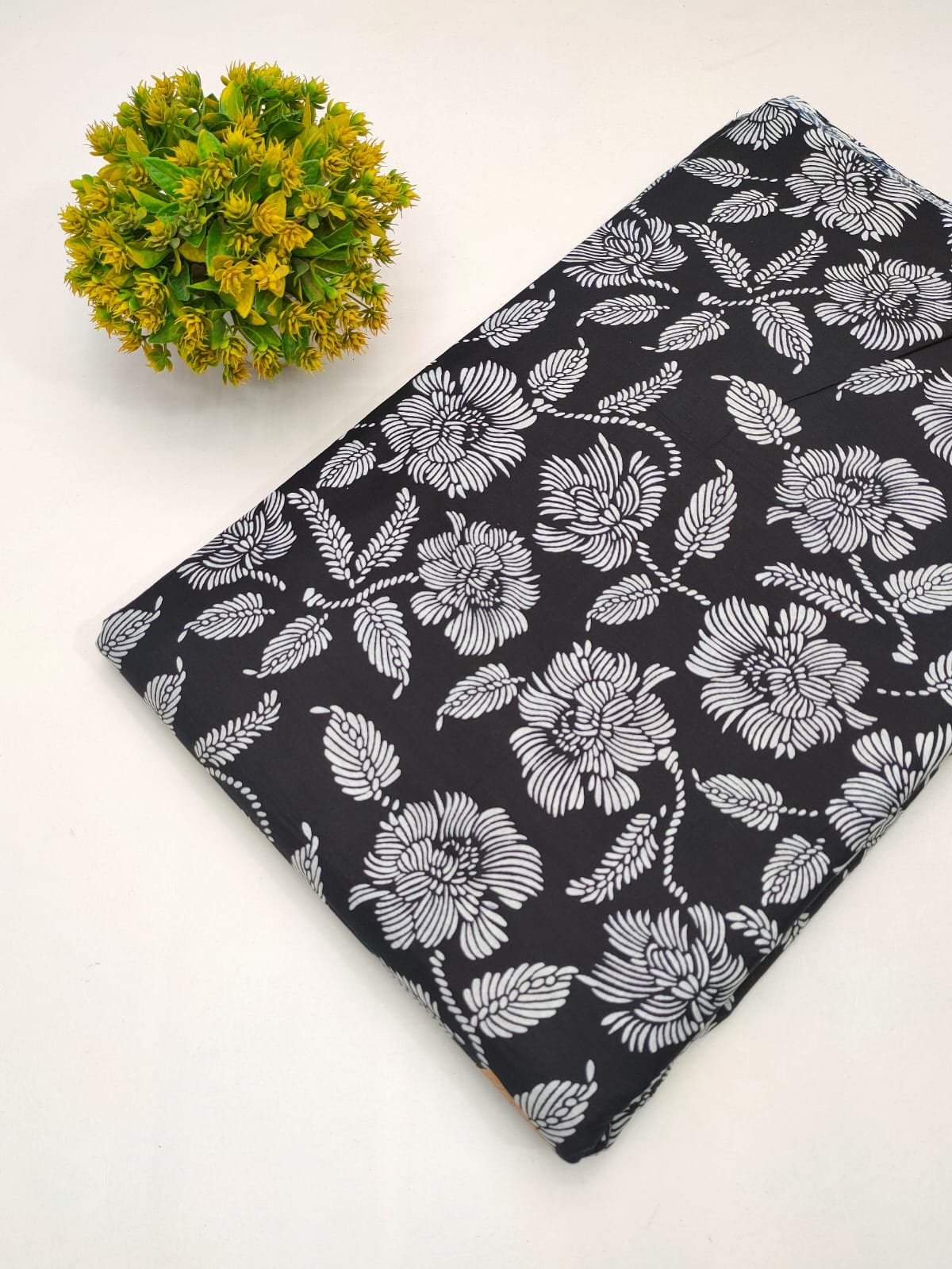 Cotton fabric dress material from sanganeri print with screen printing