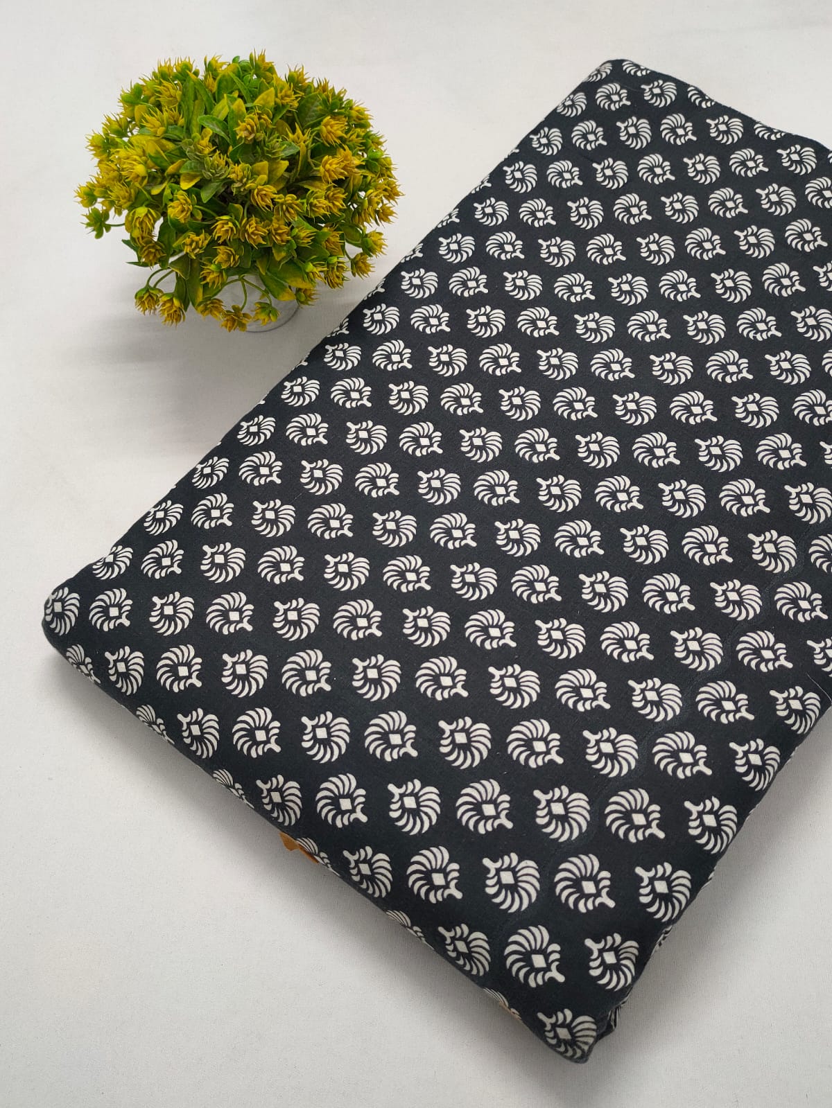 2.2 Meter Precut Fabric - JBRLT249PC1