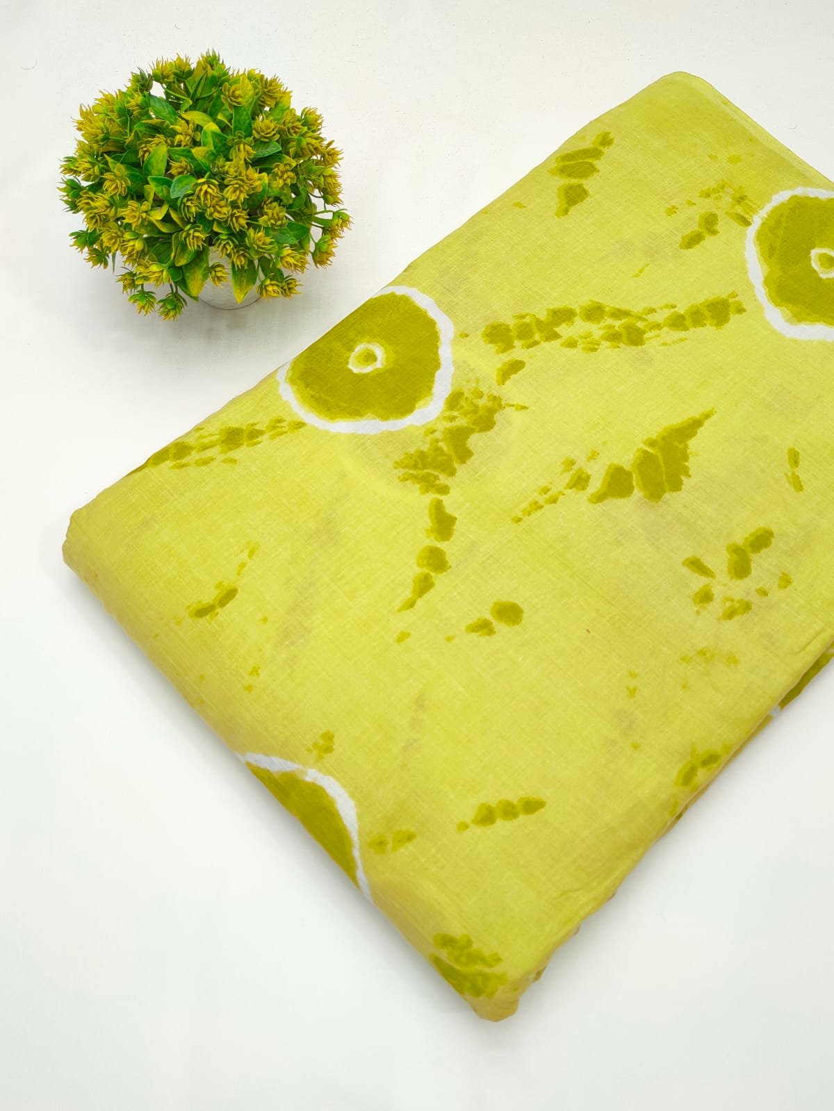 Yellow tie-dye cotton fabric screen print Jaipur