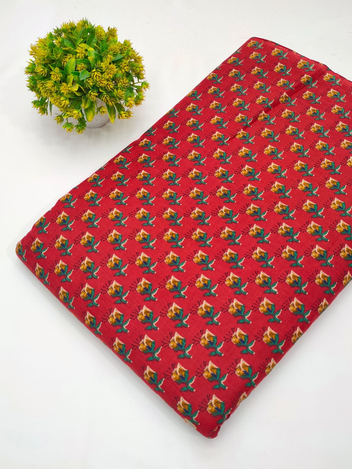 Red multicolour geometric screen print cotton fabric