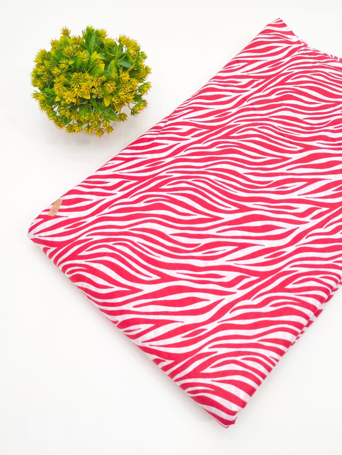 Red Wave Pattern Screen Print Pure Cotton Fabric