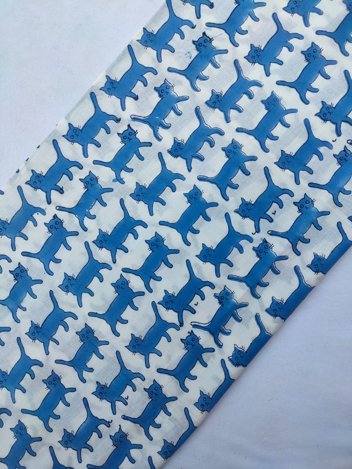 Jaipuri Hand Block Printed Pure Cotton Fabric In Running Length - JBRS521