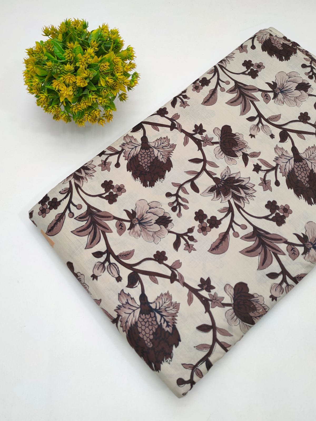 Cotton fabric dress material from sanganeri print with screen printing