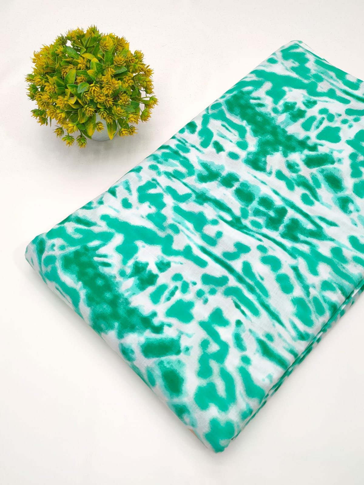 Green abstract screen print cotton fabric Jaipur