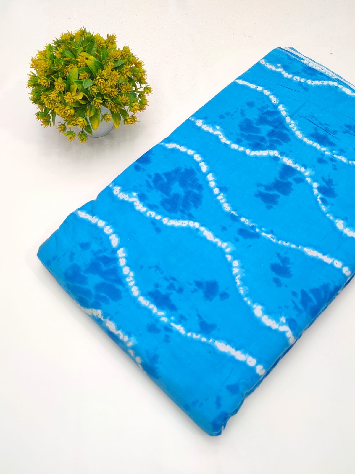 Blue wave pattern screen printed cotton fabric