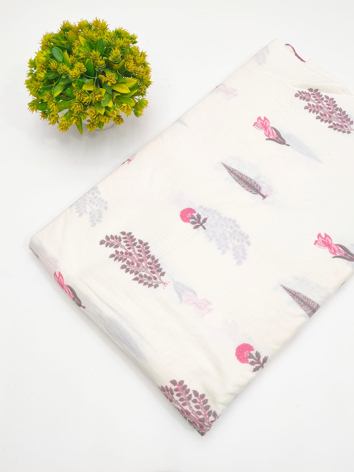 Off-White Botanical Vine Screen Print Pure Cotton Fabric - JBRGFD193