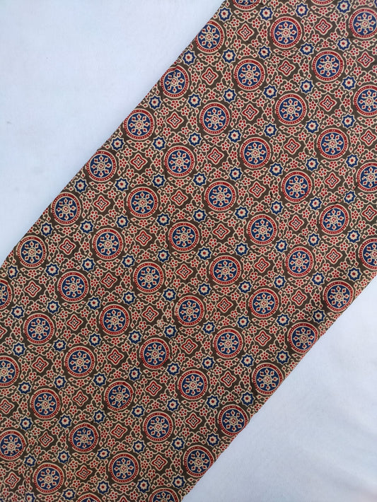 Sanganeri Hand Block Printed Pure Cotton Fabric In Running Length - JBRS601