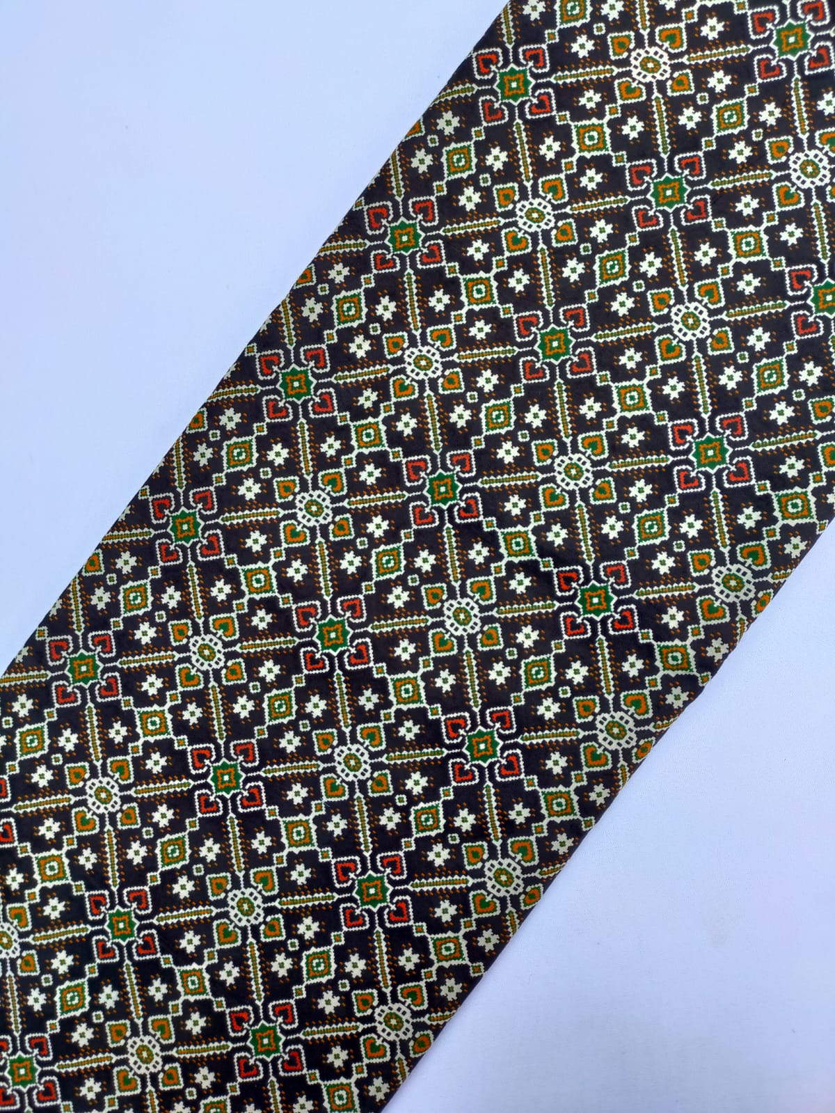 Jaipuri Pure Cotton Hand Block Printed Fabric In Running Length - JBRS344