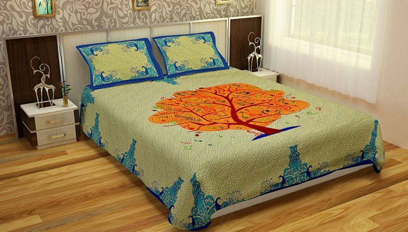 Green & Blue Tree Print Cotton Double Bedsheet With Pillow Covers