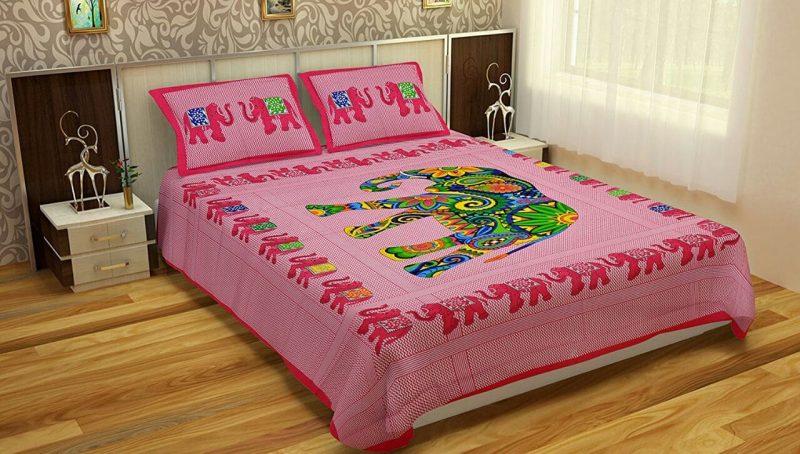 Animal Pattern Pink Cotton Double Bedsheet With Pillow Covers
