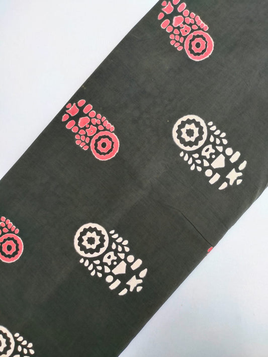Jaipuri Hand Block Printed Pure Cotton Fabric In Running Length - JBRS434