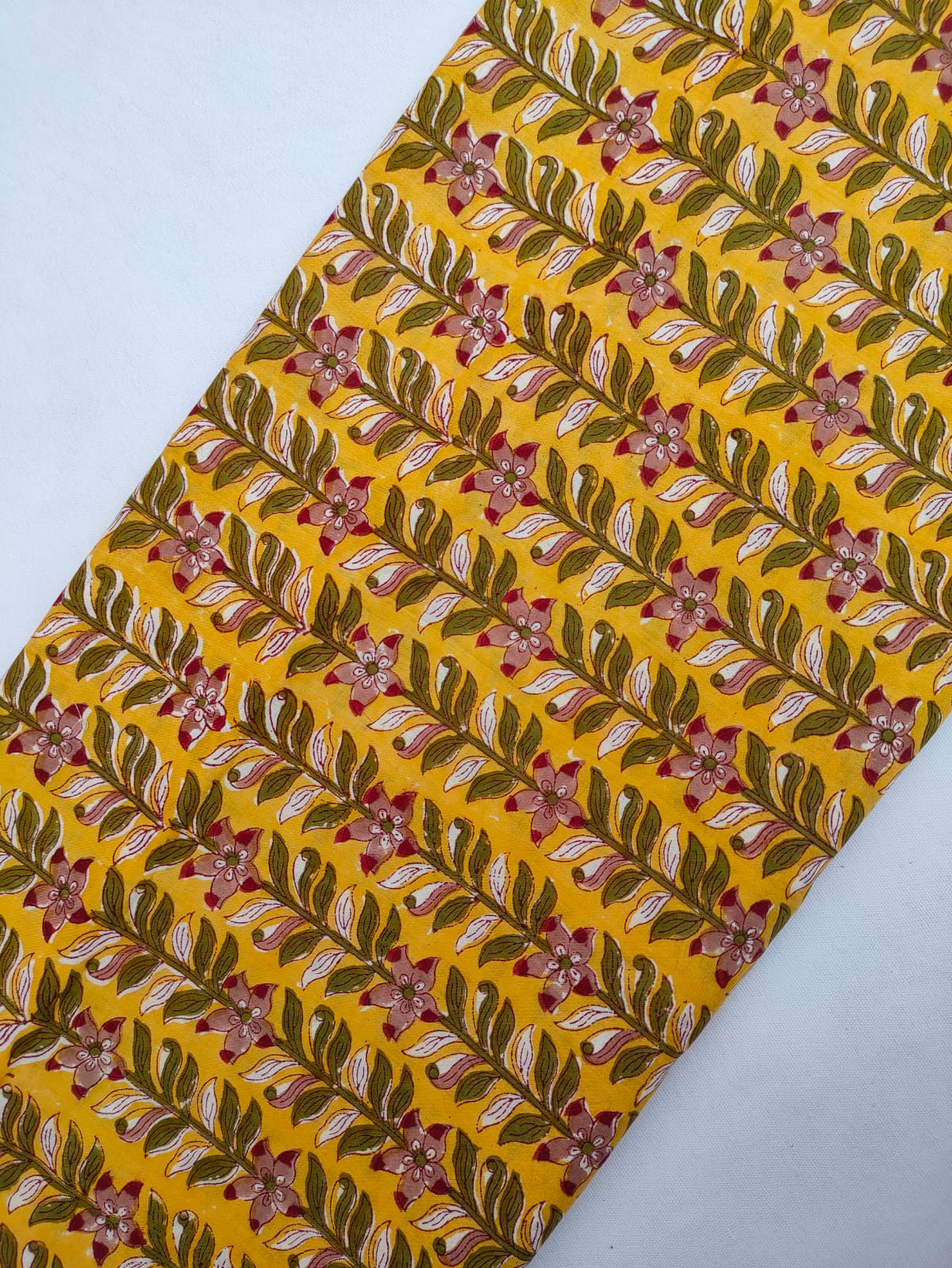 Jaipuri Hand Block Printed Pure Cotton Fabric In Running Length - JBRS559